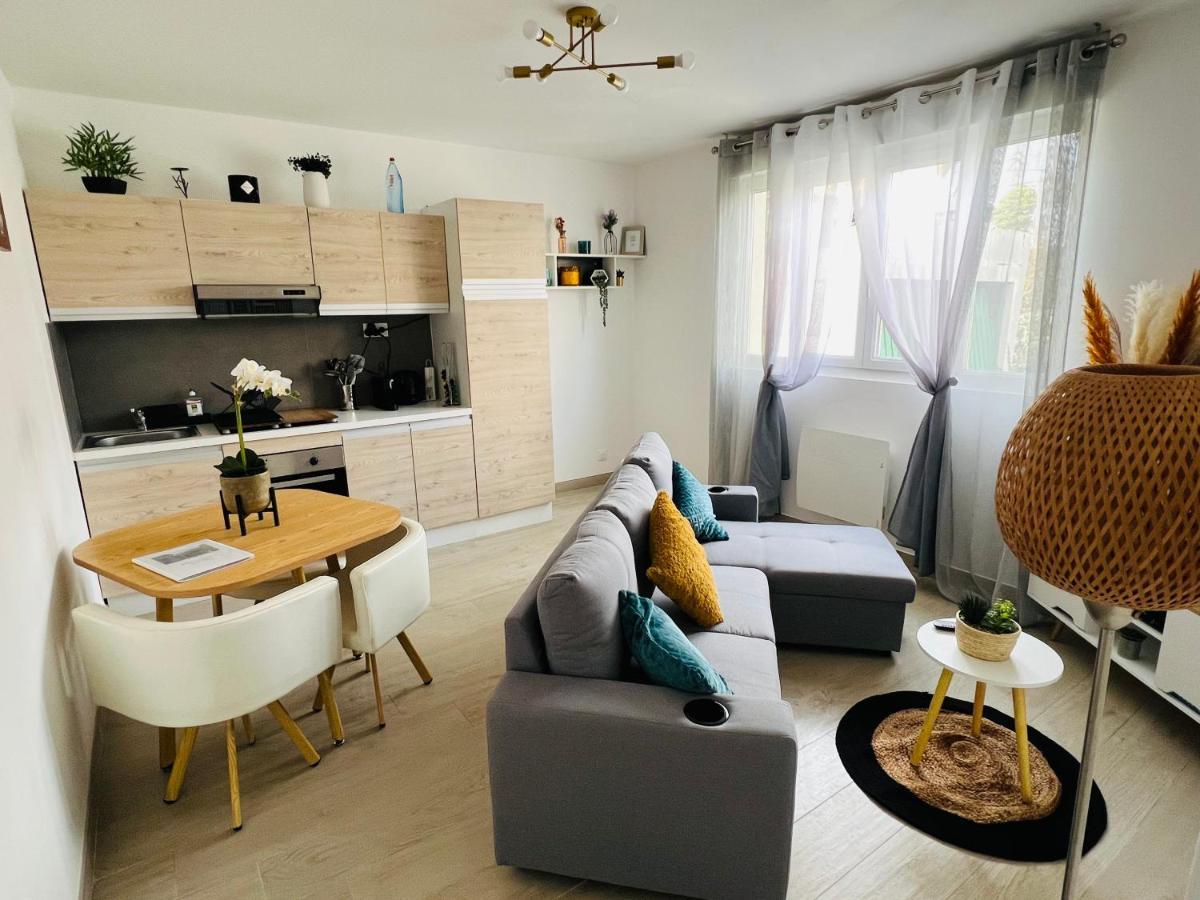 Joli appartement indépendant au cœur de Vittel Esterno foto